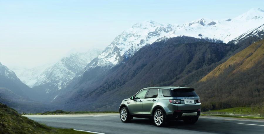  Land Rover Discovery Sport HSE Luxury 2015 года  (фото 19 из 62)